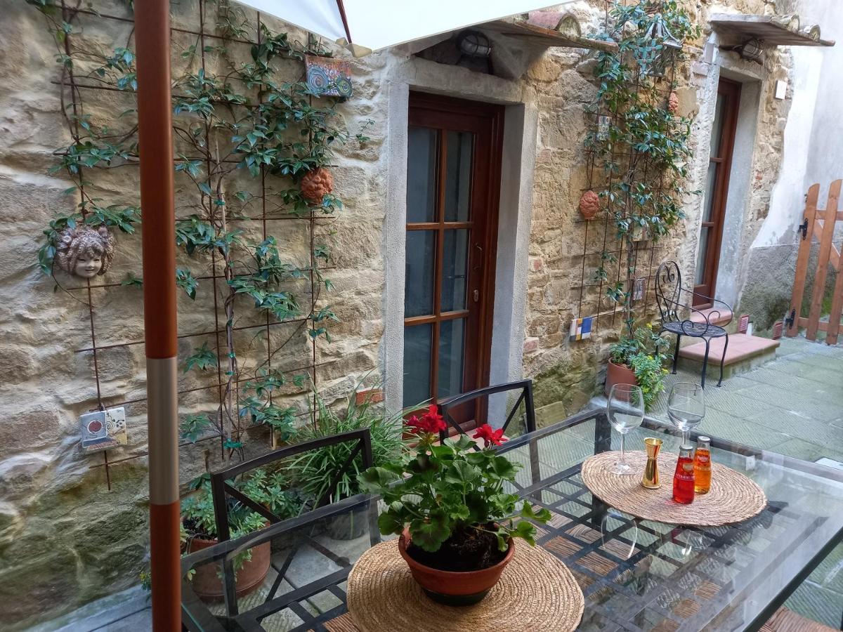 La Corte Dei Gelsomini Castiglion Fibocchi Exterior foto